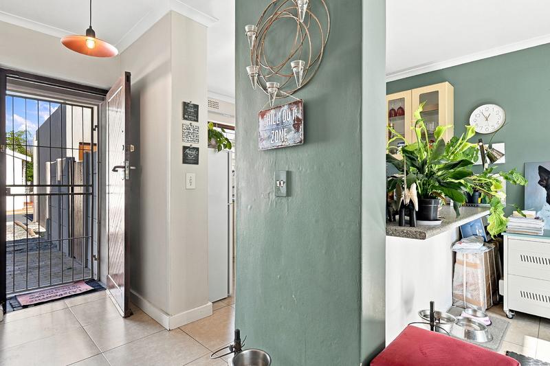 3 Bedroom Property for Sale in Table View Western Cape
